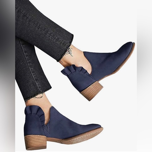 NWT Fall Cutout Booties Ankle Heels Low Stacked Ruffle Slip On Short Boots - Picture 3 of 6